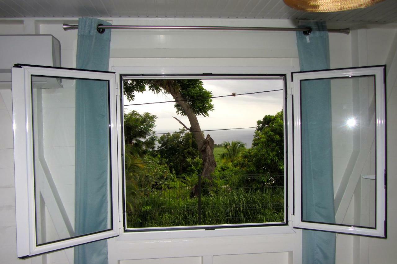Or Bleu-Bungalow Volcan Soufriere-Vue Sur Mer Saint-Claude Exterior foto